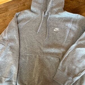 Nike Men's Heather Gray Pullover Hoodie
